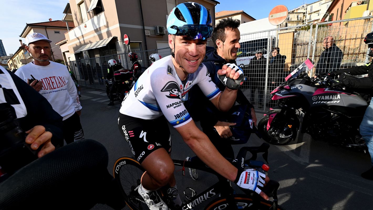 Tirreno-Adriatico: Fabio Jakobsen slaat toe in Follonica