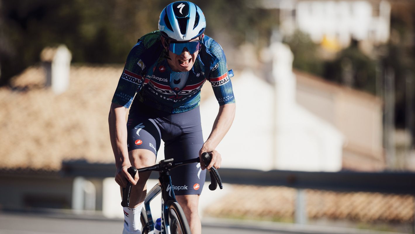 Muñoz again in the top three