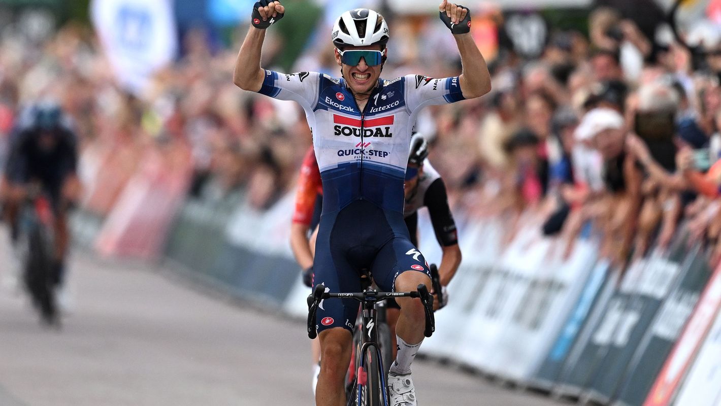 Ilan Van Wilder breaks the ice in Merzig