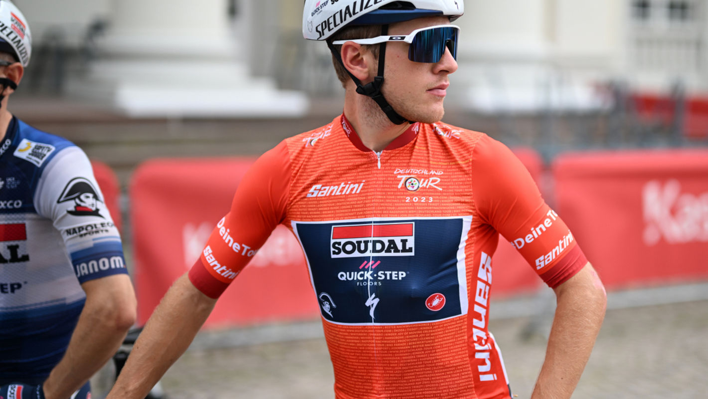 Van Wilder verdedigt rode trui met verve