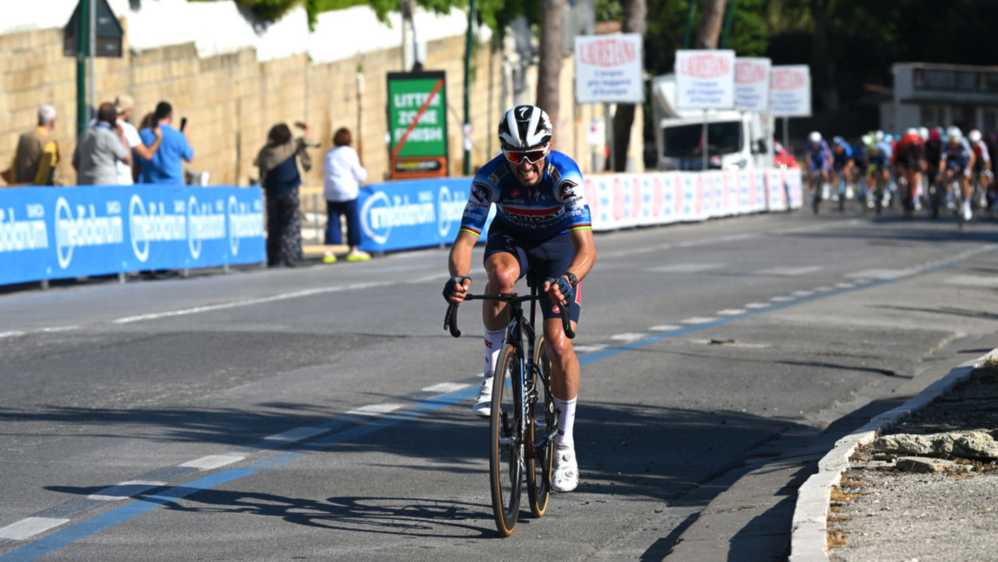 Il Giro: Cracking ride of Alaphilippe