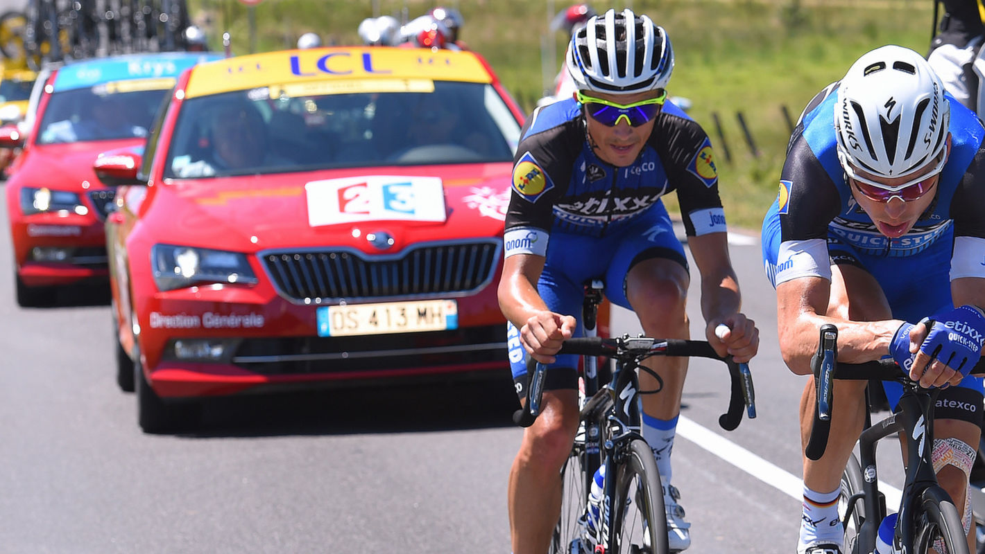 Alaphilippe en Tony Martin strijdlustigste renners in rit 16