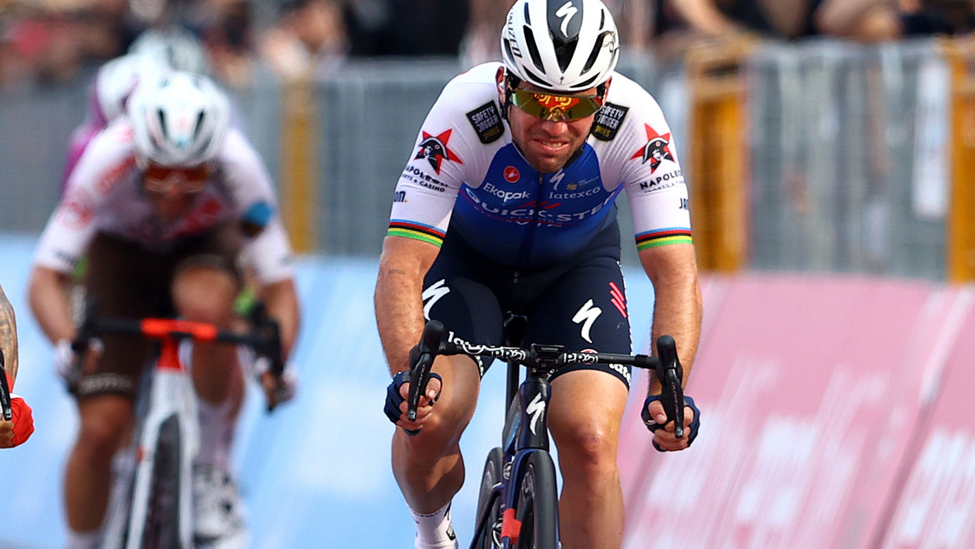 Cavendish pakt 22e podiumplaats in Giro