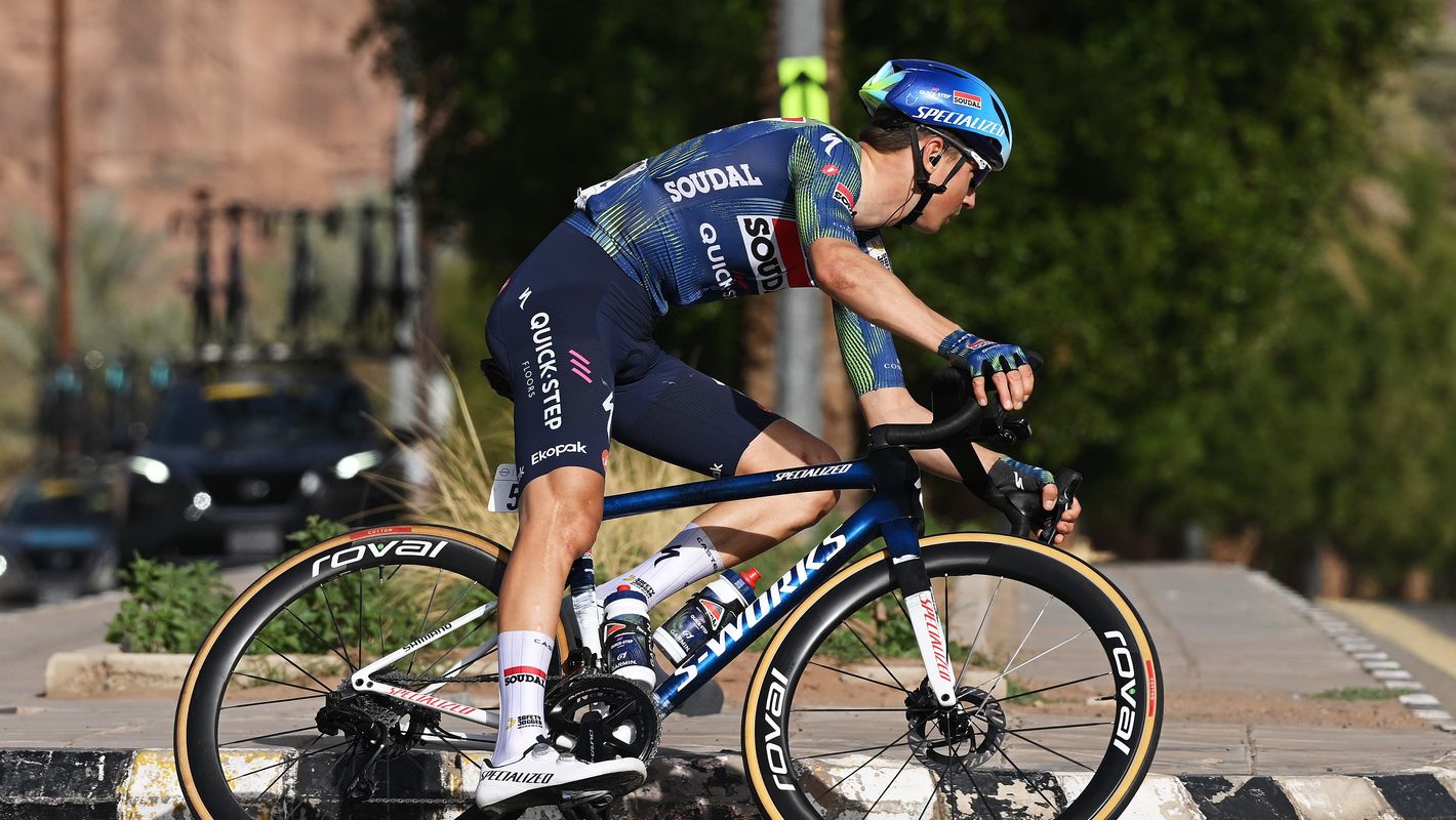 Vansevenant climbs into the top ten