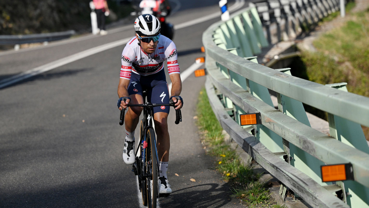 Volta a Catalunya: Landa steviger op tweede plaats