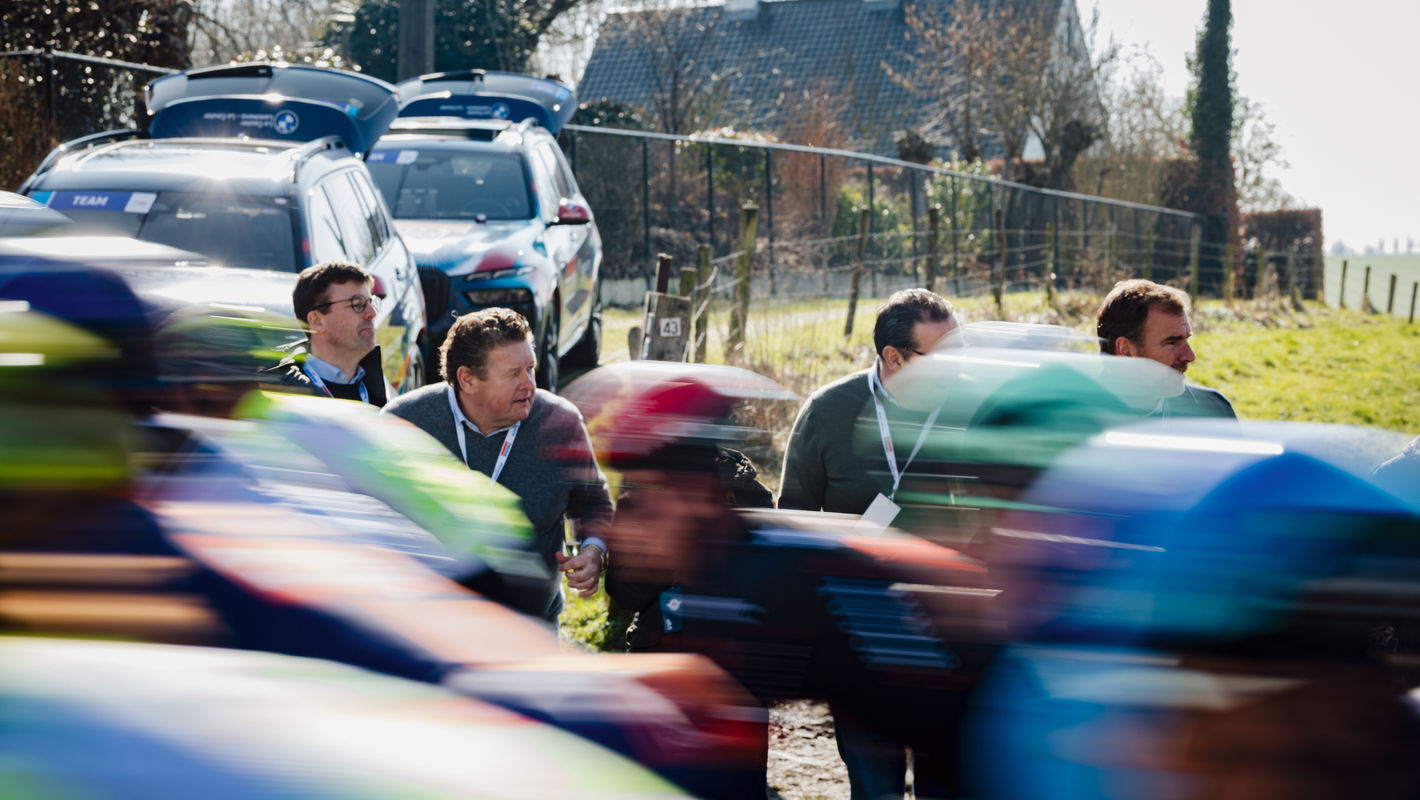 Please Remain Seated: Soudal Quick-Step & AG Insurance – Soudal Launch Safety Video