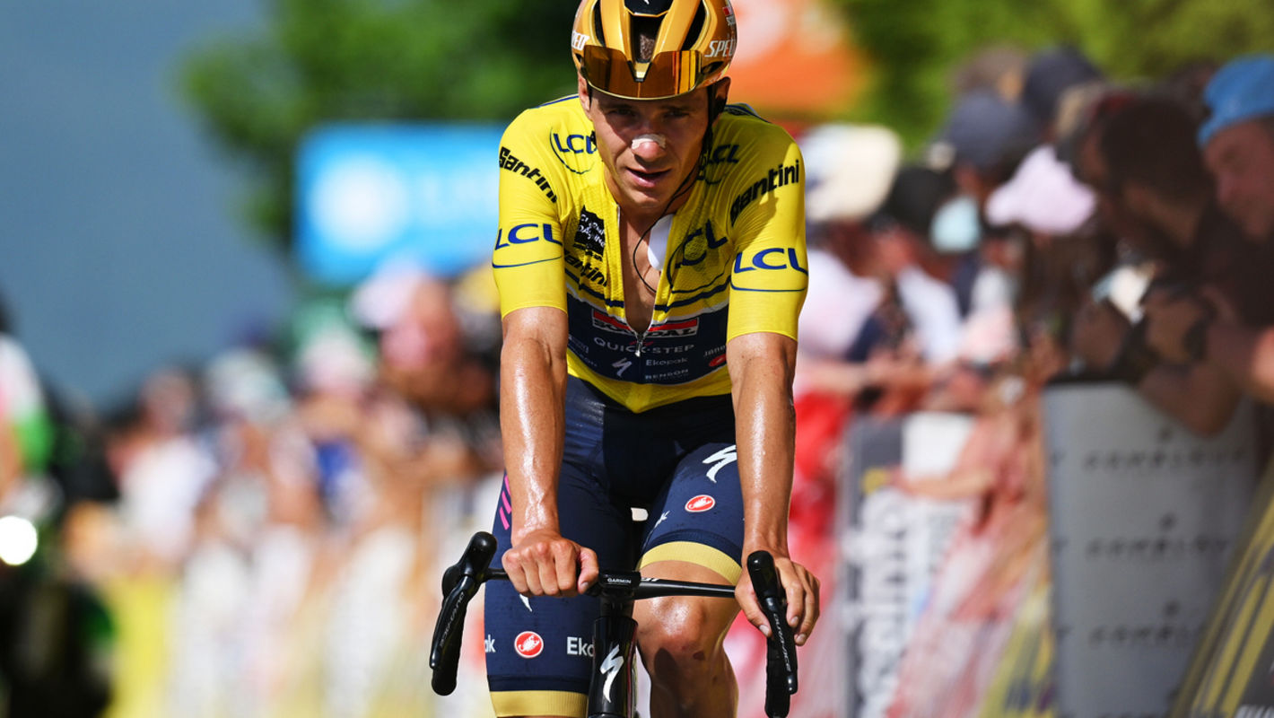 Evenepoel fights hard on first Dauphiné summit