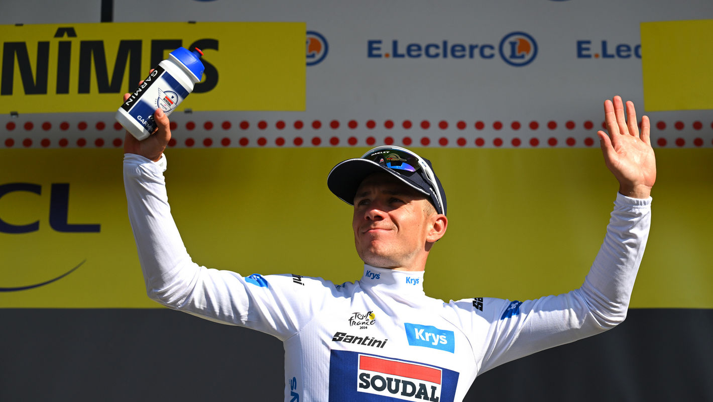 Le Tour: Evenepoel in het wit slotweek in