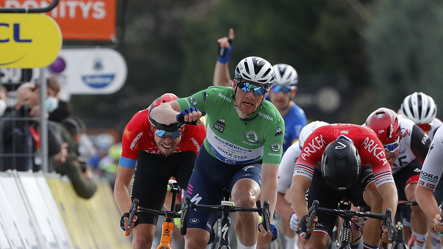 Bennett boekt tweede ritzege in Paris-Nice