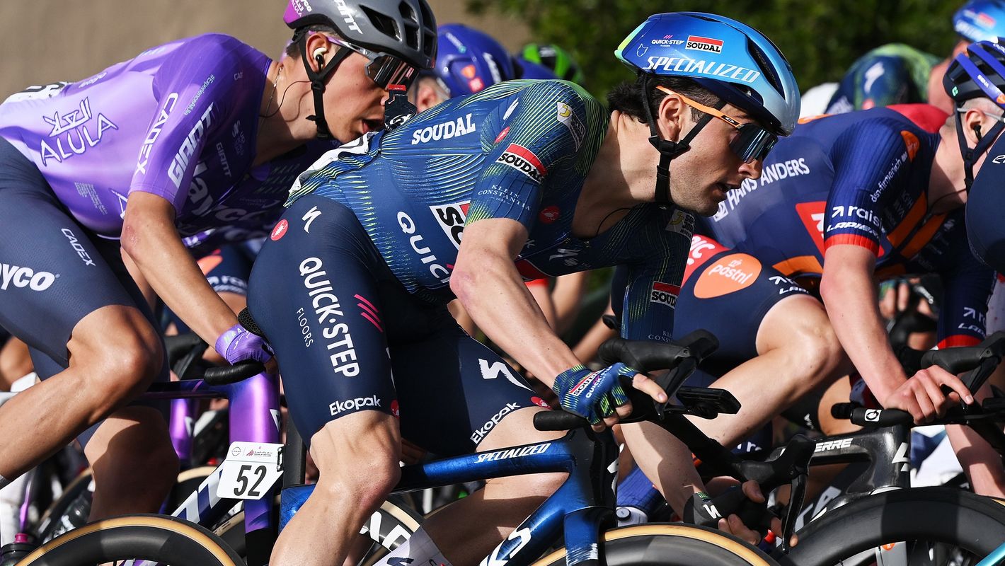 More echelon action in the desert