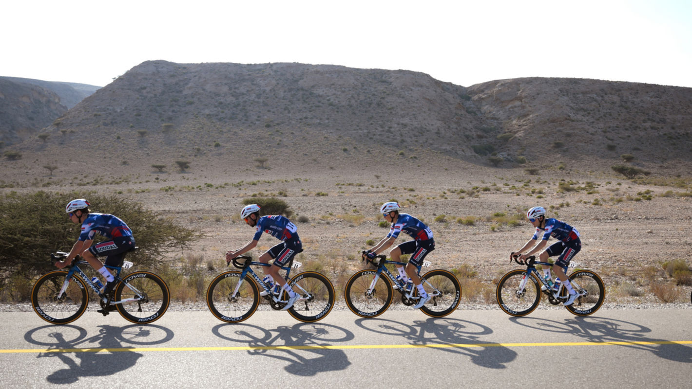 Rustige openingsdag in Oman