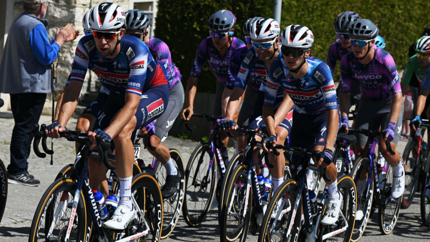 Tour de Romandie: A quiet day to Fribourg