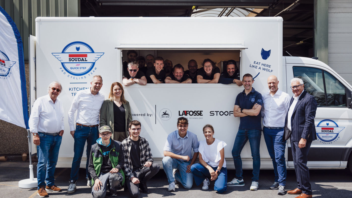 Meals are on wheels as Soudal Quick-Step’s new food truck hits the road!