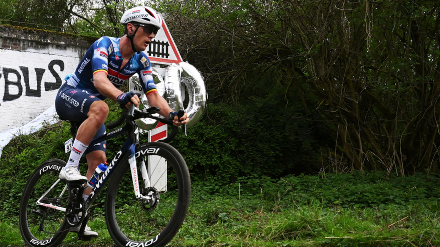 Lampaert our first rider home in Paris-Roubaix