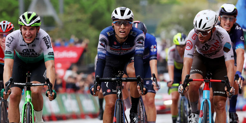 Vuelta a España: More rain in Catalunya