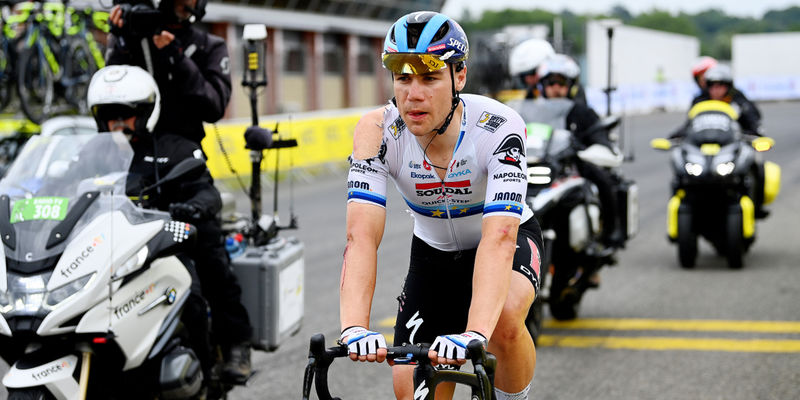 Tour de France: Crash puts an end to Jakobsen’s chances