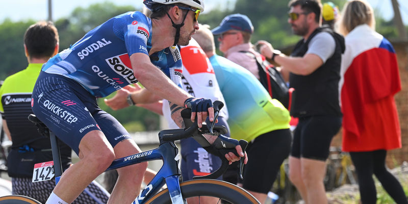 Giro d’Italia: Peloton arrives in Matera