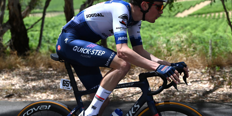 Schmid runner-up in Itzulia opener