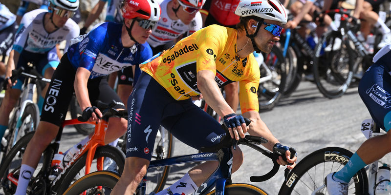Itzulia Basque Country: Schachmann retains yellow