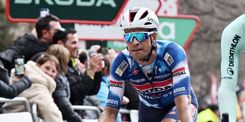 Volta a Catalunya: Landa gains time in the crosswinds