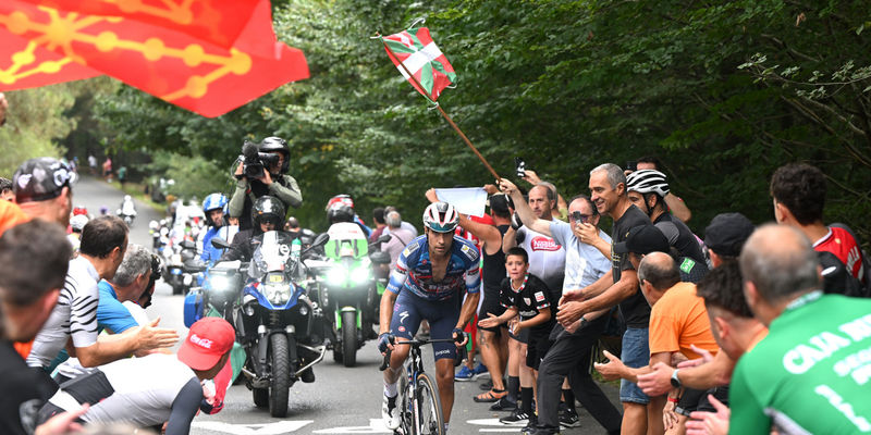 Mikel Landa lights up La Vuelta on the Basque roads
