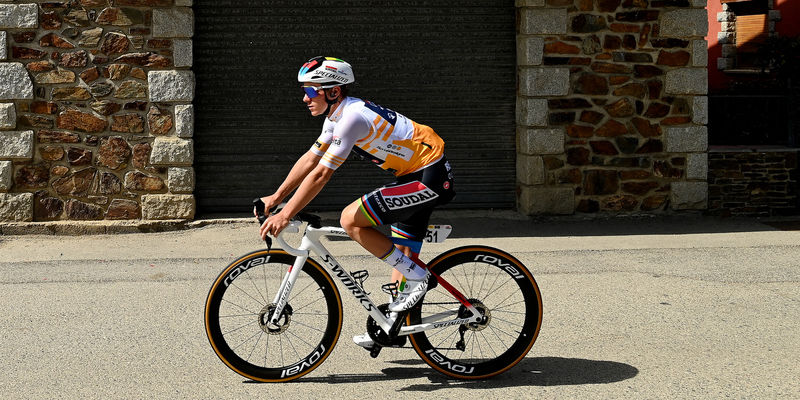 A quiet day for Evenepoel in Catalunya