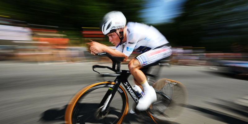 Le Tour: Remco keeps white after Peyragudes