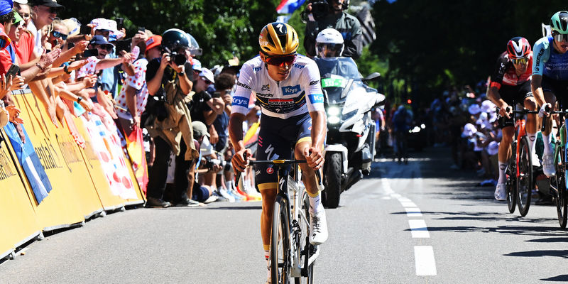 Le Tour: A punchy finish on Mûr-de-Bretagne