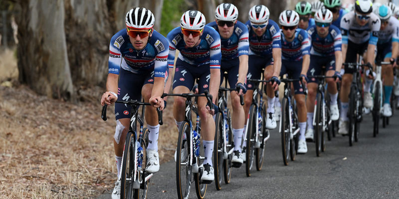 Knotts Hill reshuffles Tour Down Under GC