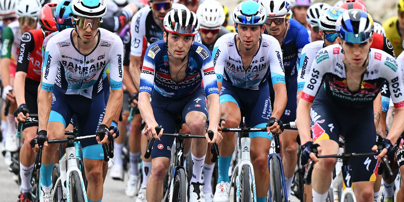 Giro d’Italia leaves Albania