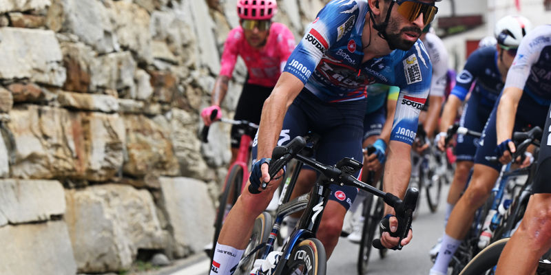 Paret-Peintre vaults into the top ten at the Vuelta