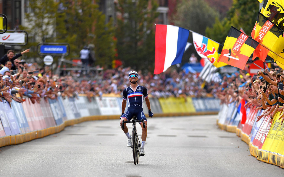 Julian Alaphilippe: “Winning the Worlds again felt incredible!”