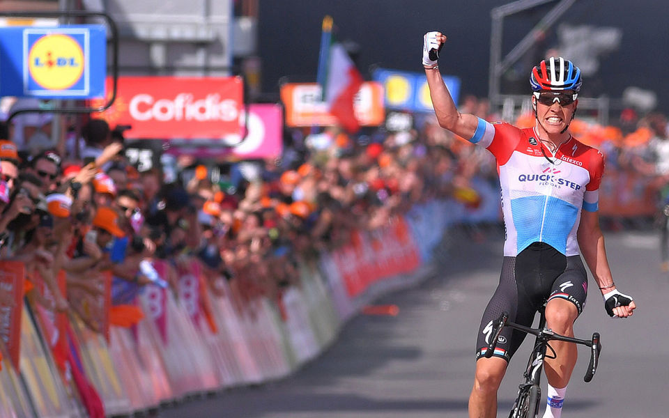 Bob Jungels soleert naar winst in Liège–Bastogne–Liège