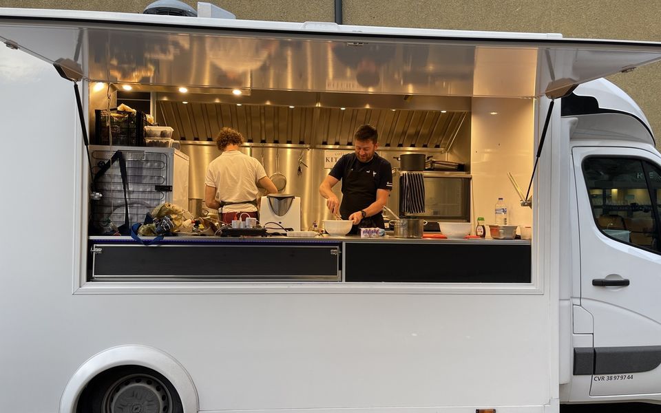 Soudal Quick-Step samen onderweg met Cotton Kitchen