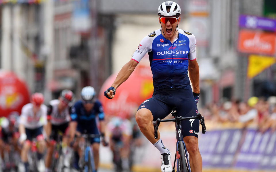 Wallonie: Ballerini grijpt knappe zege