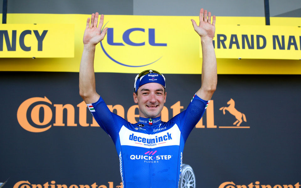 Viviani pakt eerste ritzege in Tour de France