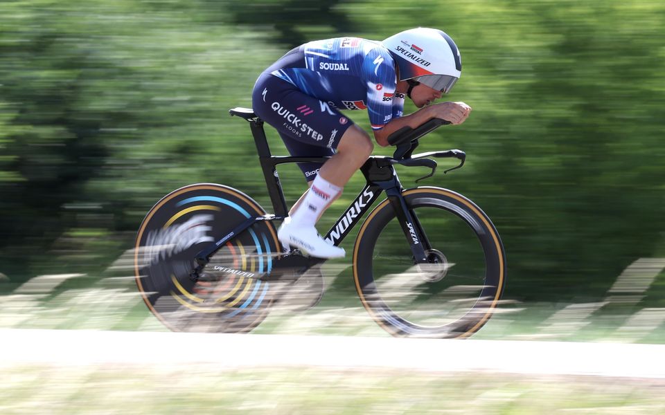 Hayter gets first victory in Soudal Quick-Step jersey