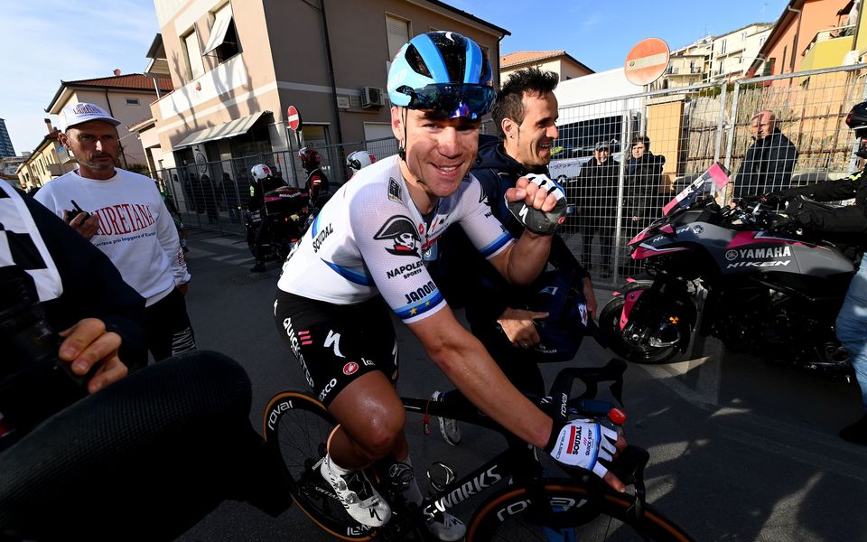 Tirreno-Adriatico: Fabio Jakobsen slaat toe in Follonica