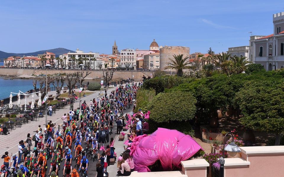 Giro 100 opens with chaotic finale