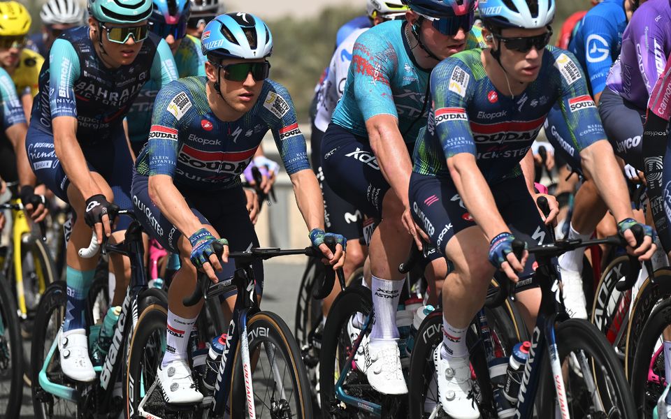 UAE Tour: Van Wilder sixth in hectic finale