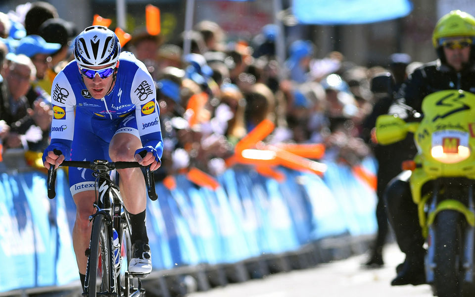Keisse lits up Valenciana final stage