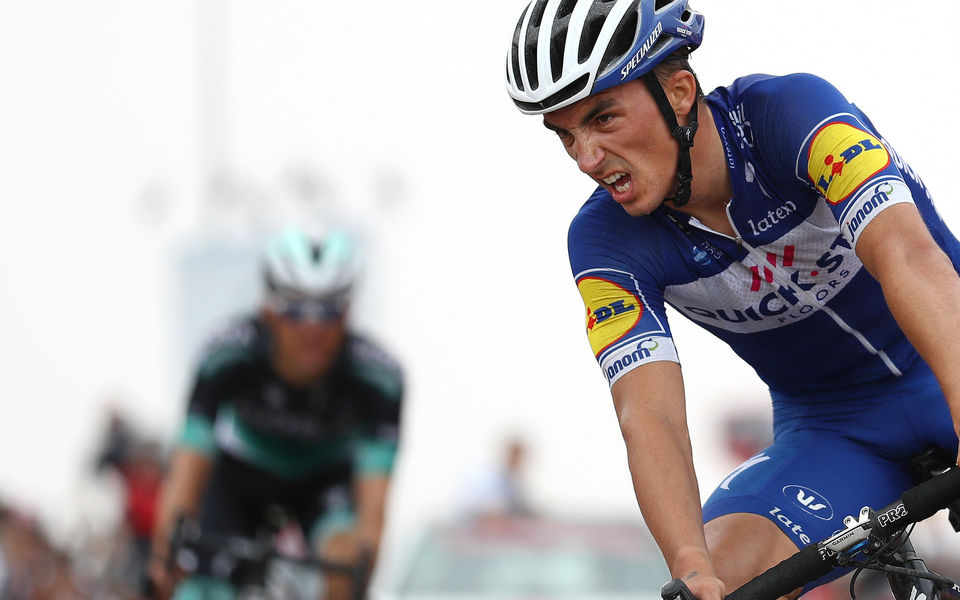 Abu Dhabi Tour: Alaphilippe klimt naar 4e stek in eindklassement