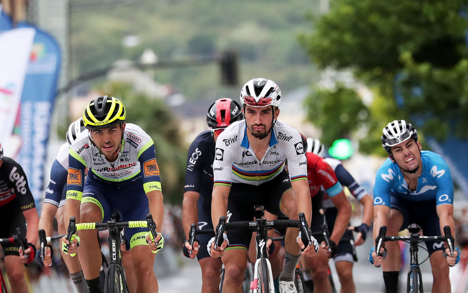 Tour of Britain arrives in Devon