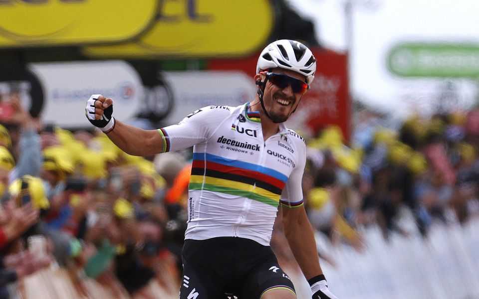 Tour de France: perfecte openingsdag voor Alaphilippe