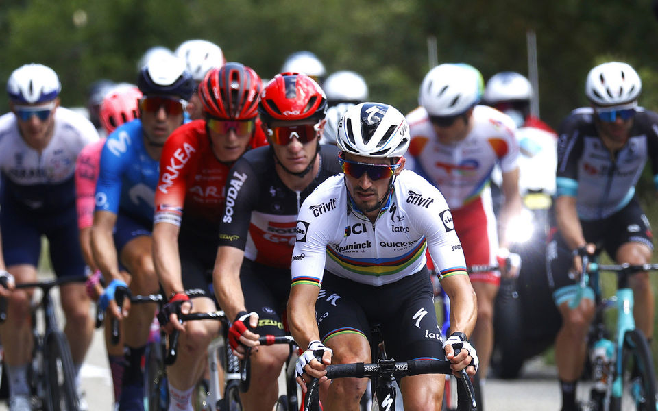 Alaphilippe in the break again at Le Tour