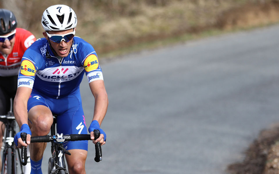 Alaphilippe klimt in klassement  Paris-Nice