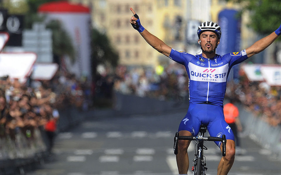 Julian Alaphilippe wint Clasica San Sebastian