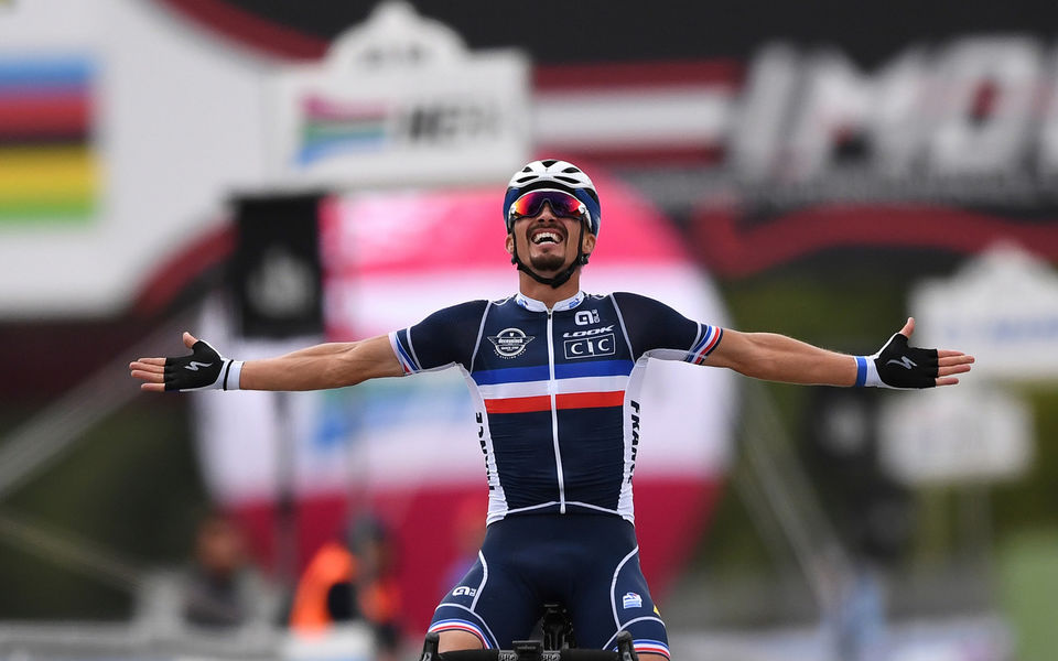 Julian Alaphilippe is de nieuwe wereldkampioen