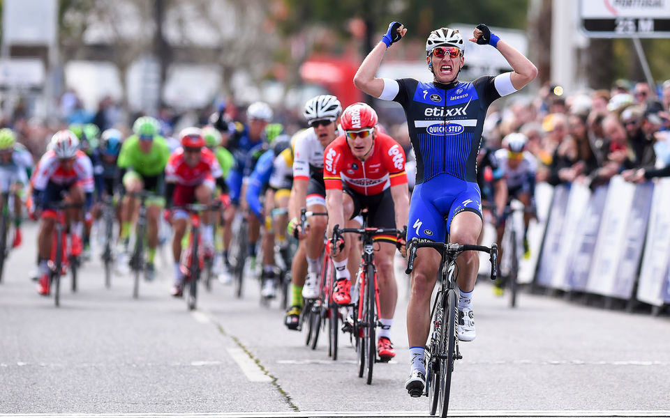 Powerful sprint brings Kittel the win in Albufeira