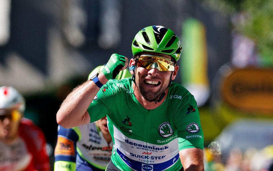 Tour: Mark Cavendish evenaart ritzegerecord van Eddy Merckx